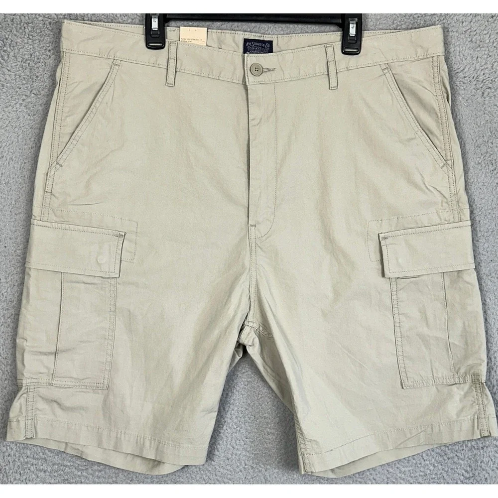 NEW Levis Shorts Mens 40 Beige Cargo Utiltiy Flat Front Stretch Casual Red Tab